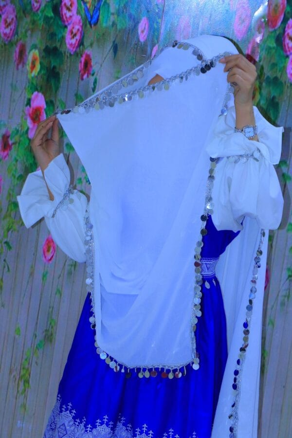 CODE: W9933 - Image 4